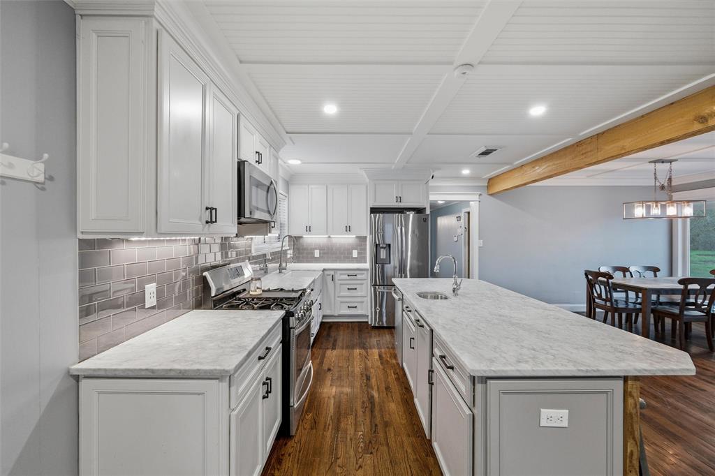 308 Carroll Street Aledo, TX 76008 - Photo 8 of 29