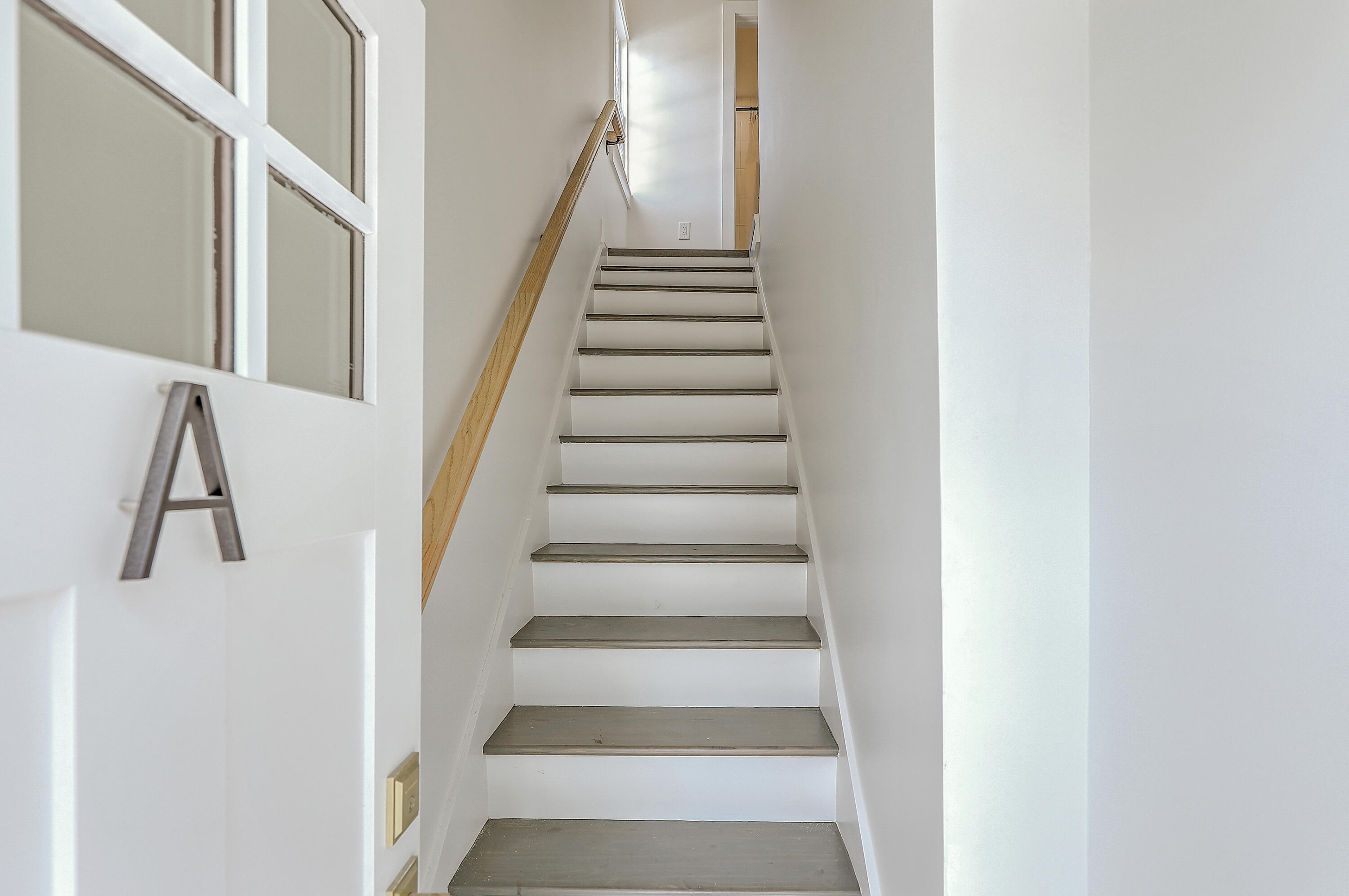 68 Lee Street, Unit A Charleston, SC 29403 - Photo 4 of 29 0W7A0516_17_18_19_20_21_22