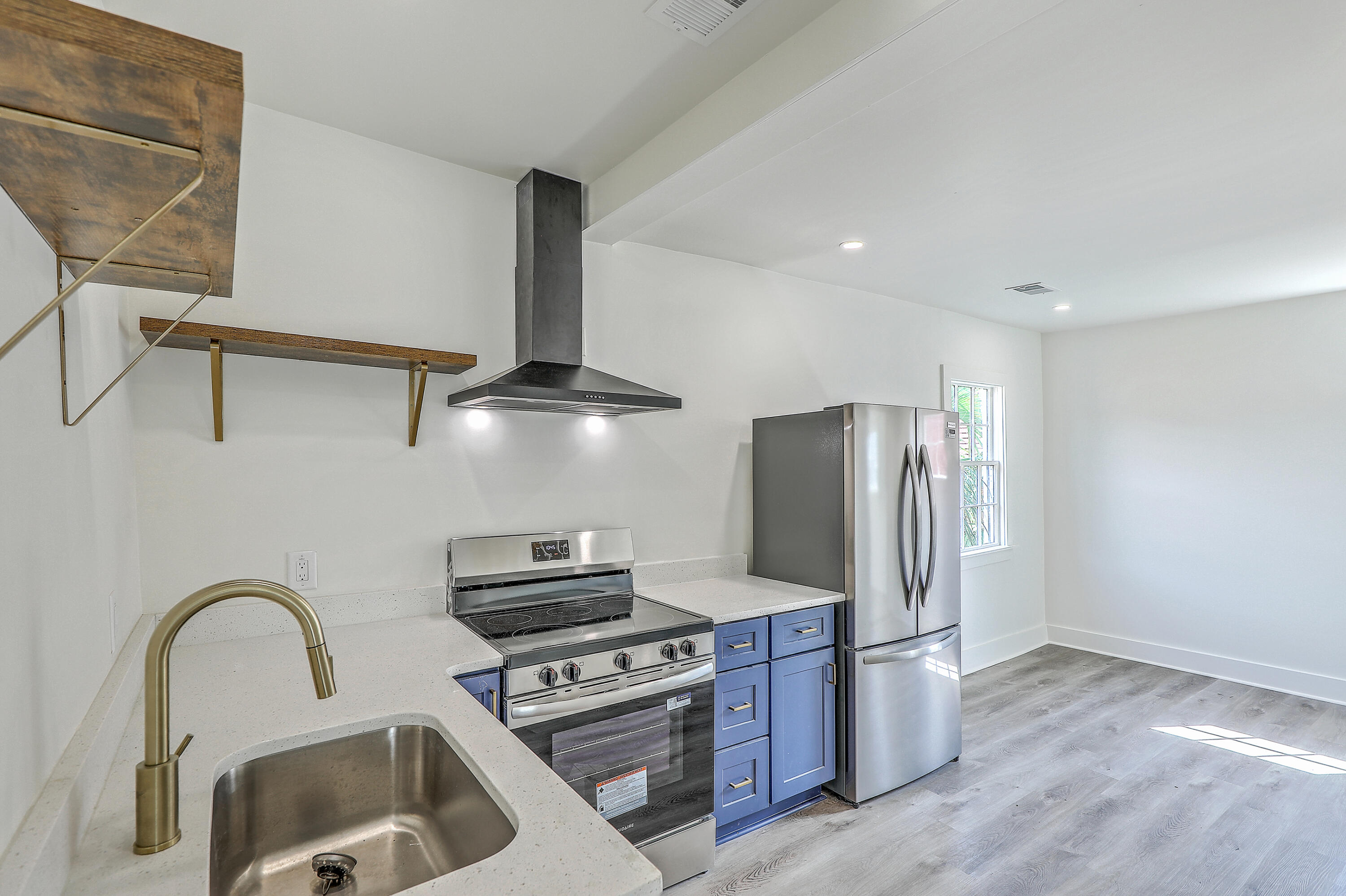 68 Lee Street, Unit A Charleston, SC 29403 - Photo 5 of 29 0W7A0530_1_2_3_4_5_6