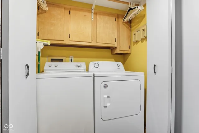 $385,000 | 11526 Crescent Court, Indianapolis, IN 46236