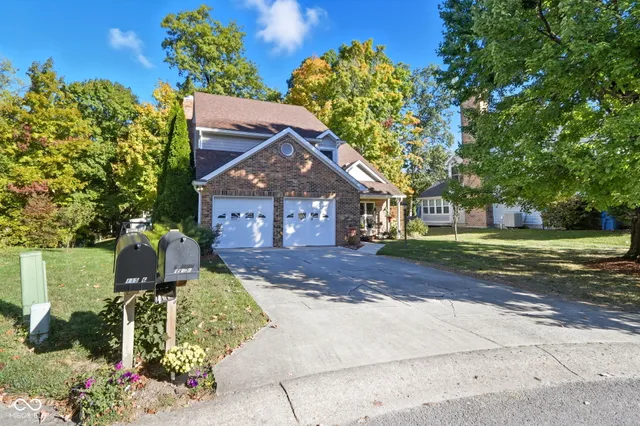 $385,000 | 11526 Crescent Court, Indianapolis, IN 46236