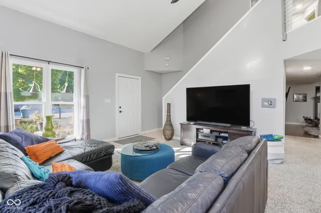 $385,000 | 11526 Crescent Court, Indianapolis, IN 46236