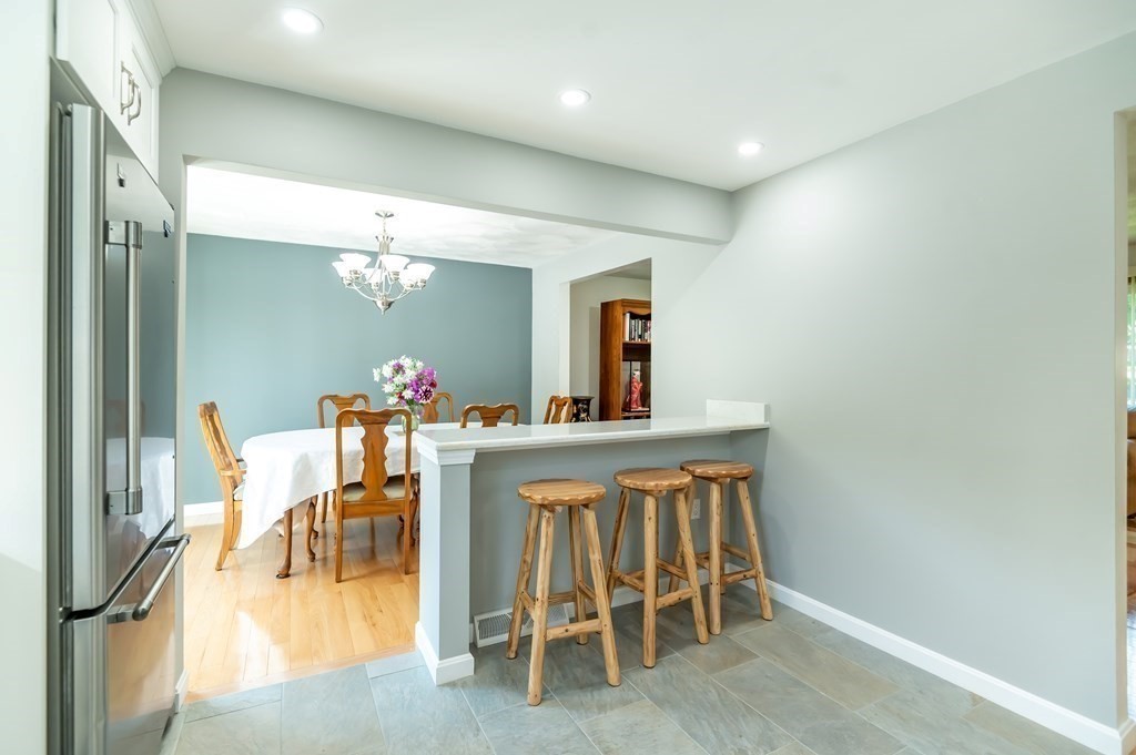 93 Rolling Ridge Lane Methuen, MA 01844 - Photo 9 of 28 Gallery Image 9