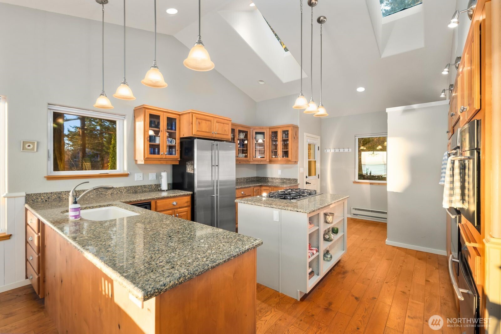 213 Smugglers Cove Road Friday Harbor, WA 98250 - Photo 12 of 40