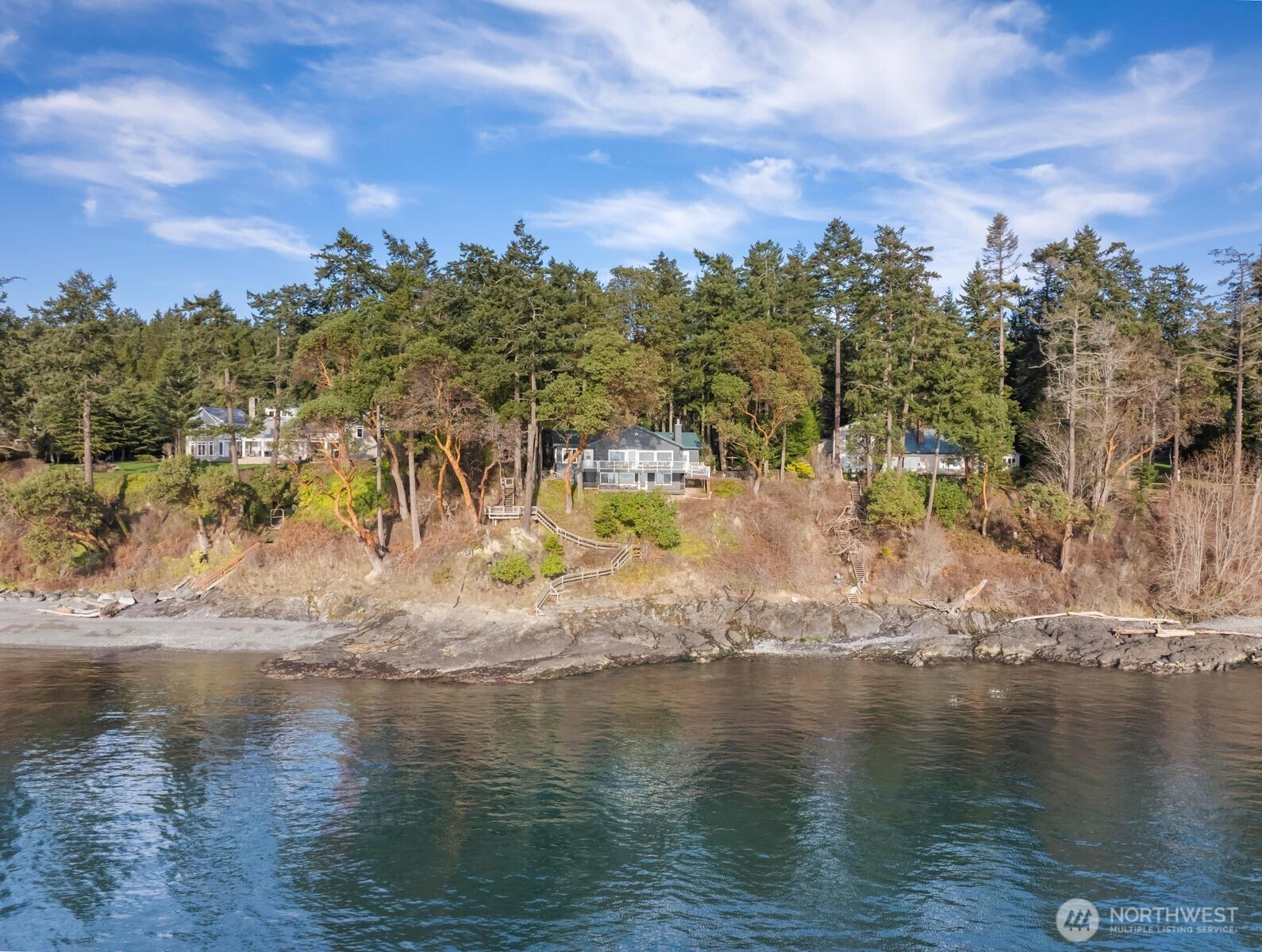 213 Smugglers Cove Road Friday Harbor, WA 98250 - Photo 2 of 40