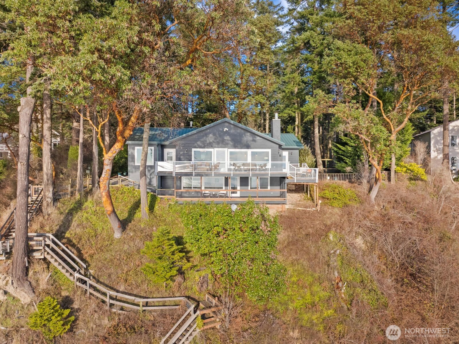 213 Smugglers Cove Road Friday Harbor, WA 98250 - Photo 4 of 40