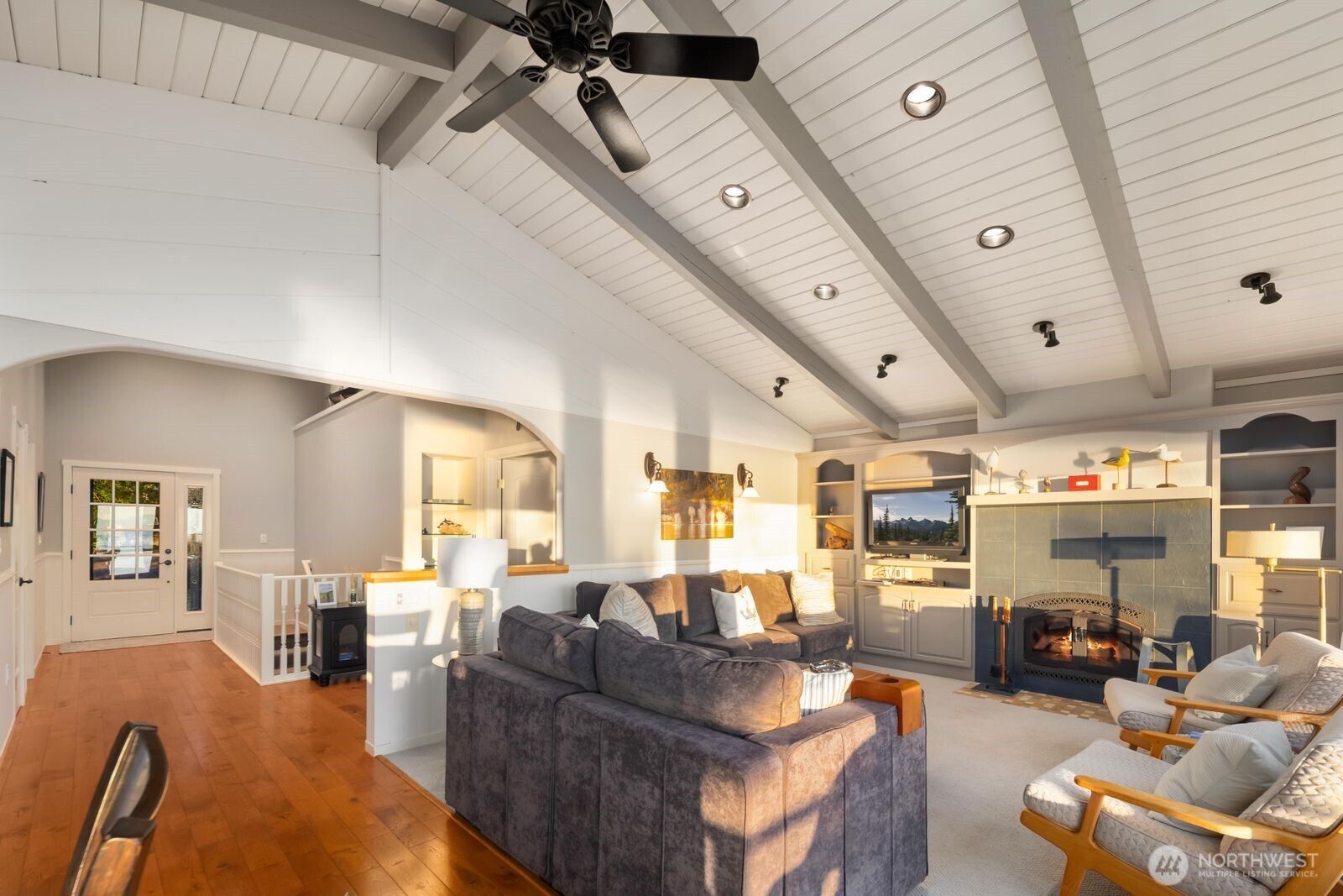 213 Smugglers Cove Road Friday Harbor, WA 98250 - Photo 7 of 40