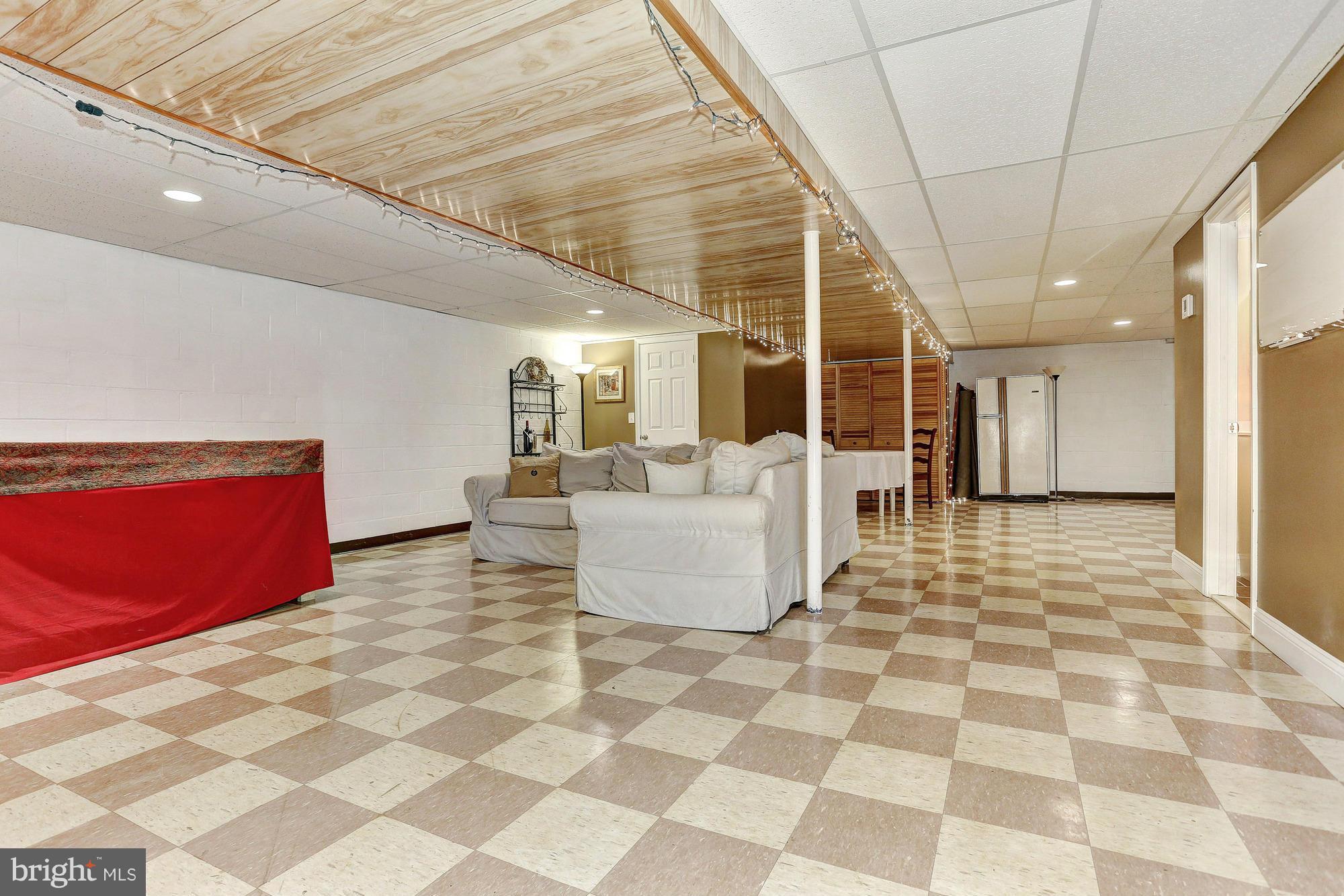 2132 Bellvale Road Fallston, MD 21047 - Photo 20 of 29 Family Room