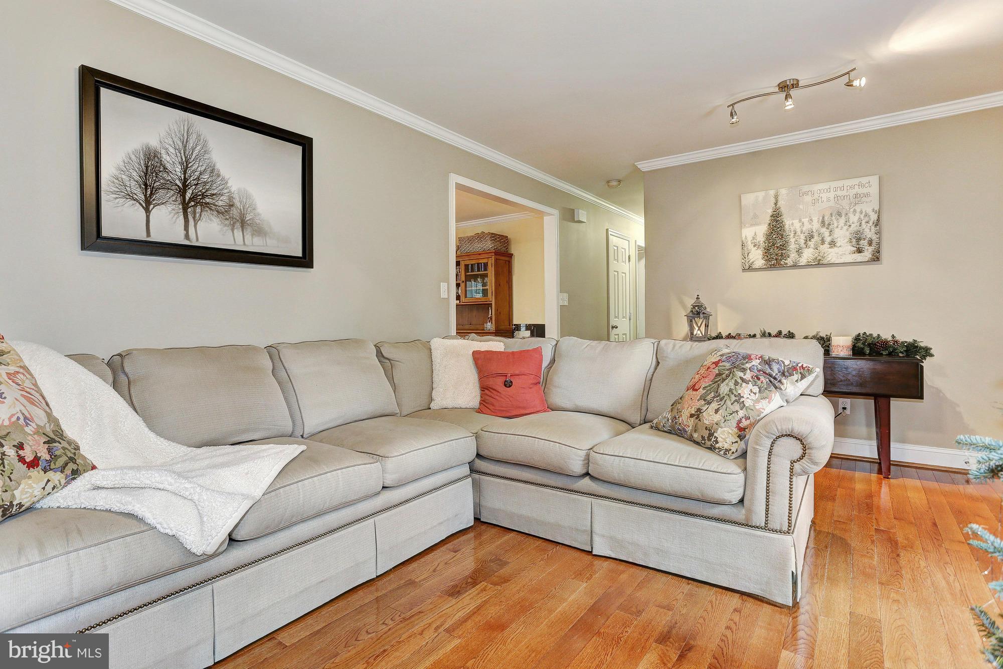 2132 Bellvale Road Fallston, MD 21047 - Photo 6 of 29 Living Room