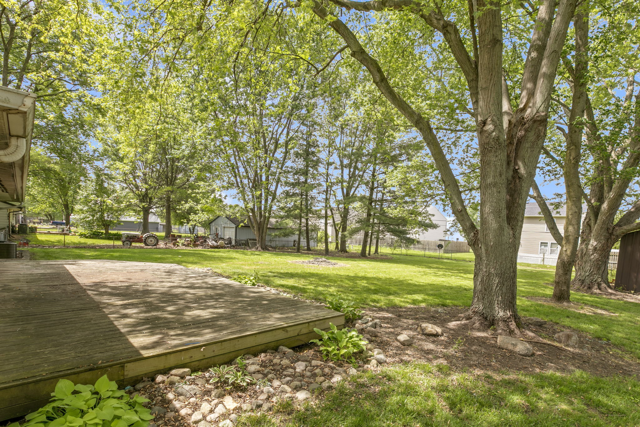 1586 North Blue Road Greenfield, IN 46140 - Photo 44 of 44 Gallery Image 44