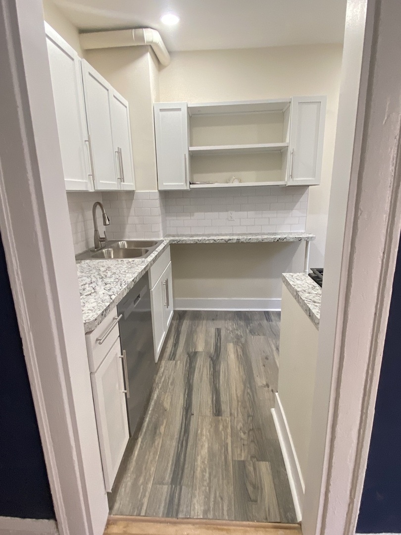 2210 East 70th Street, Unit 1 Chicago, IL 60649 - Photo 12 of 15