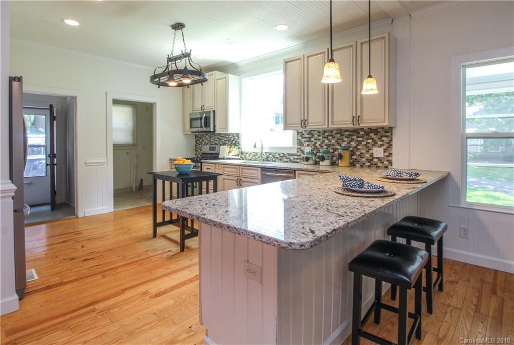 108 Ridge Road Fort Mill, SC 29715 - Photo 4 of 21 Gallery Image 4