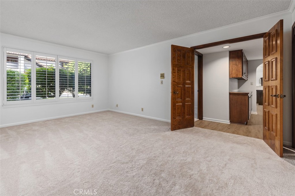 6200 Riviera Circle Long Beach, CA 90815 - Photo 16 of 35 a view of an empty room with a window