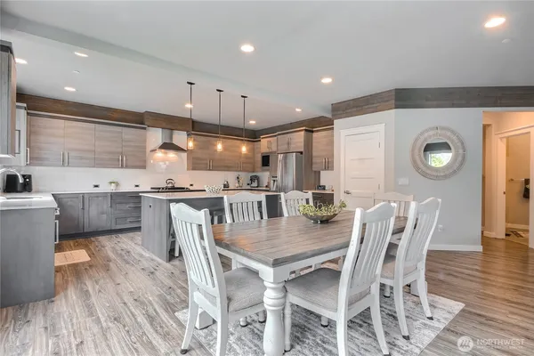 $1,250,000 | 4425 South 352nd Lane, Auburn, WA 98001