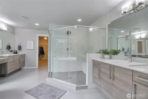 $1,250,000 | 4425 South 352nd Lane, Auburn, WA 98001