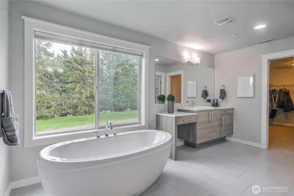 $1,250,000 | 4425 South 352nd Lane, Auburn, WA 98001