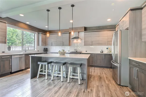 $1,250,000 | 4425 South 352nd Lane, Auburn, WA 98001