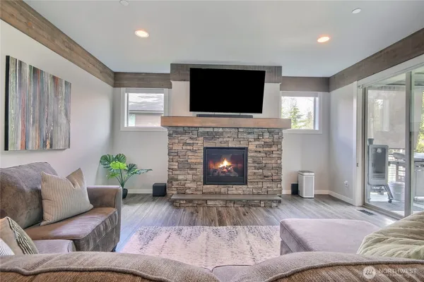 $1,250,000 | 4425 South 352nd Lane, Auburn, WA 98001