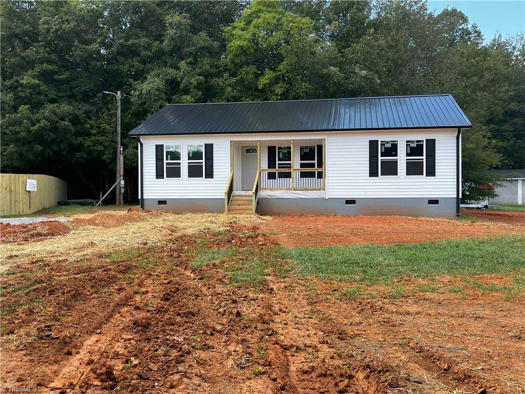 134 Bowers Road Lexington, NC 27292 - Photo 2 of 39 Gallery Image 2