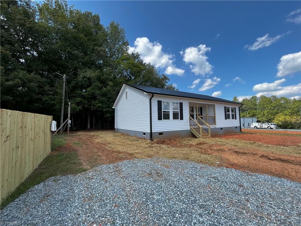 134 Bowers Road Lexington, NC 27292 - Photo 3 of 39 Gallery Image 3