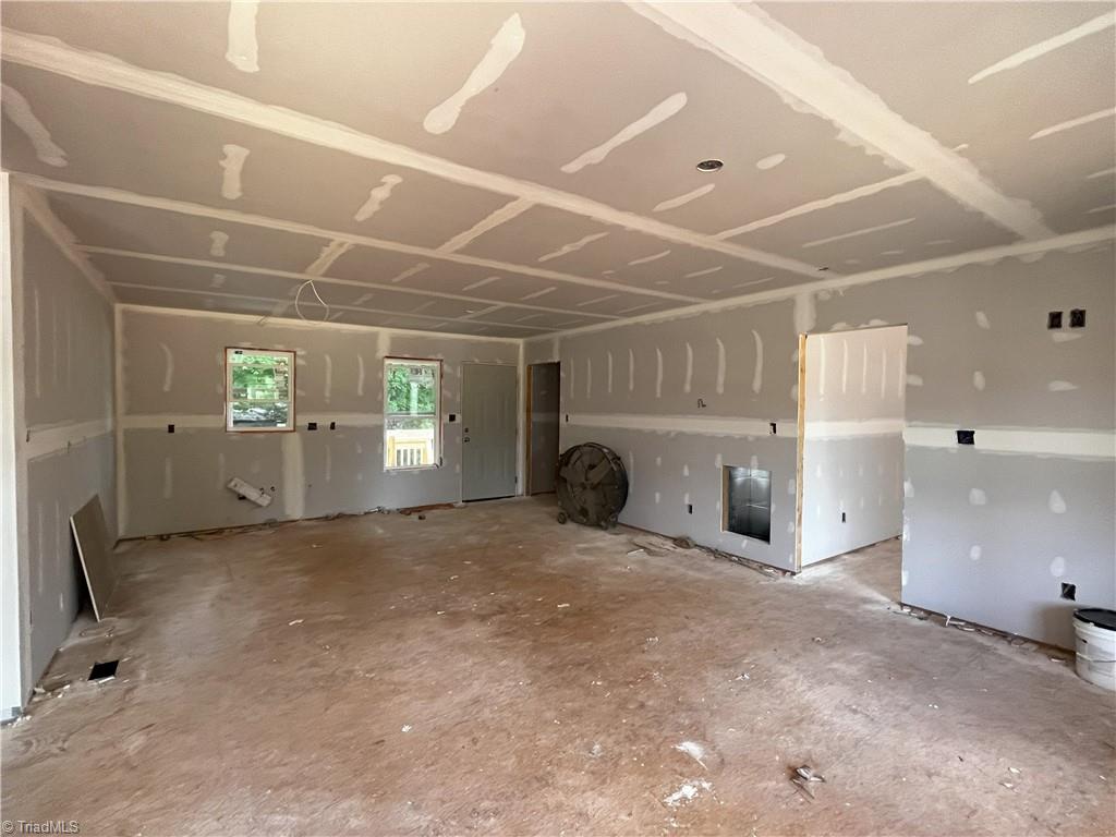 134 Bowers Road Lexington, NC 27292 - Photo 8 of 39 Gallery Image 8
