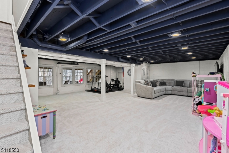 31 Mockingbird Road Hackettstown, NJ 07840 - Photo 29 of 39