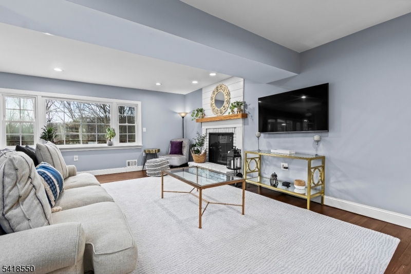 31 Mockingbird Road Hackettstown, NJ 07840 - Photo 5 of 39