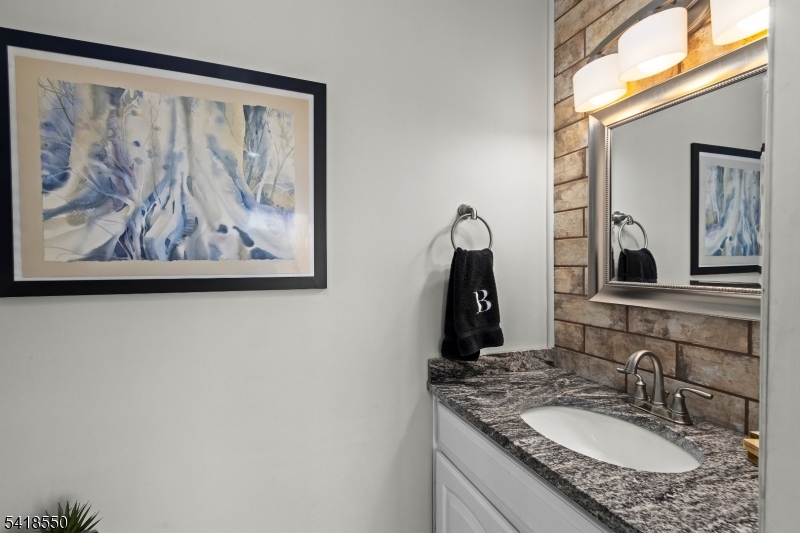 31 Mockingbird Road Hackettstown, NJ 07840 - Photo 9 of 39