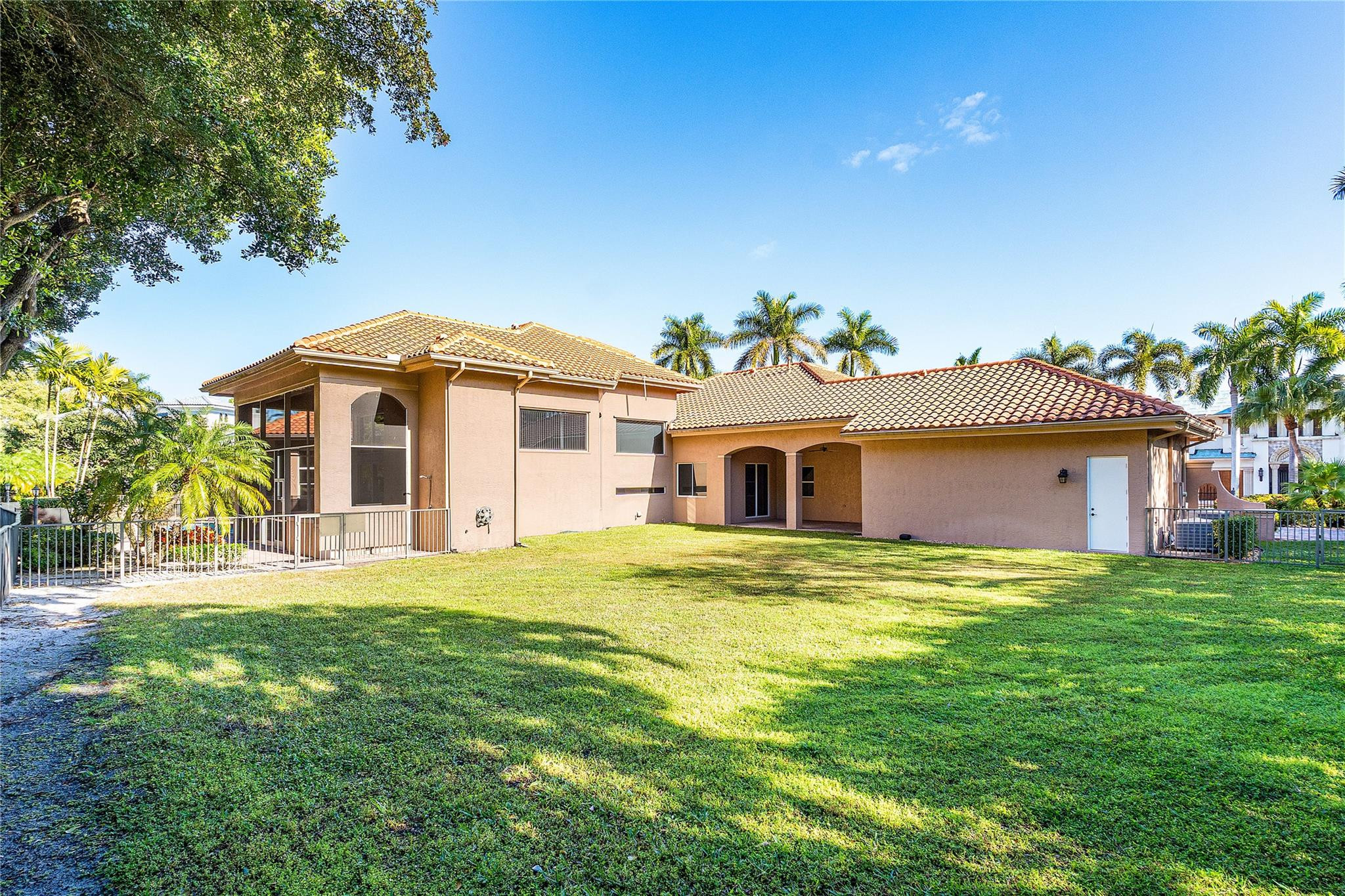 3754 Northwest Coventry Lane Boca Raton, FL 33496 - Photo 9 of 38 Photo 9