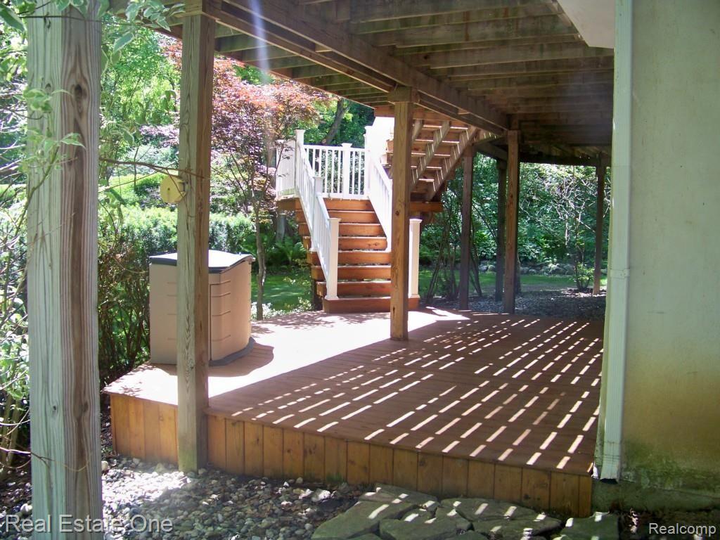 3208 North Tipsico Lake Road Hartland, MI 48353 - Photo 73 of 87 104.jpg