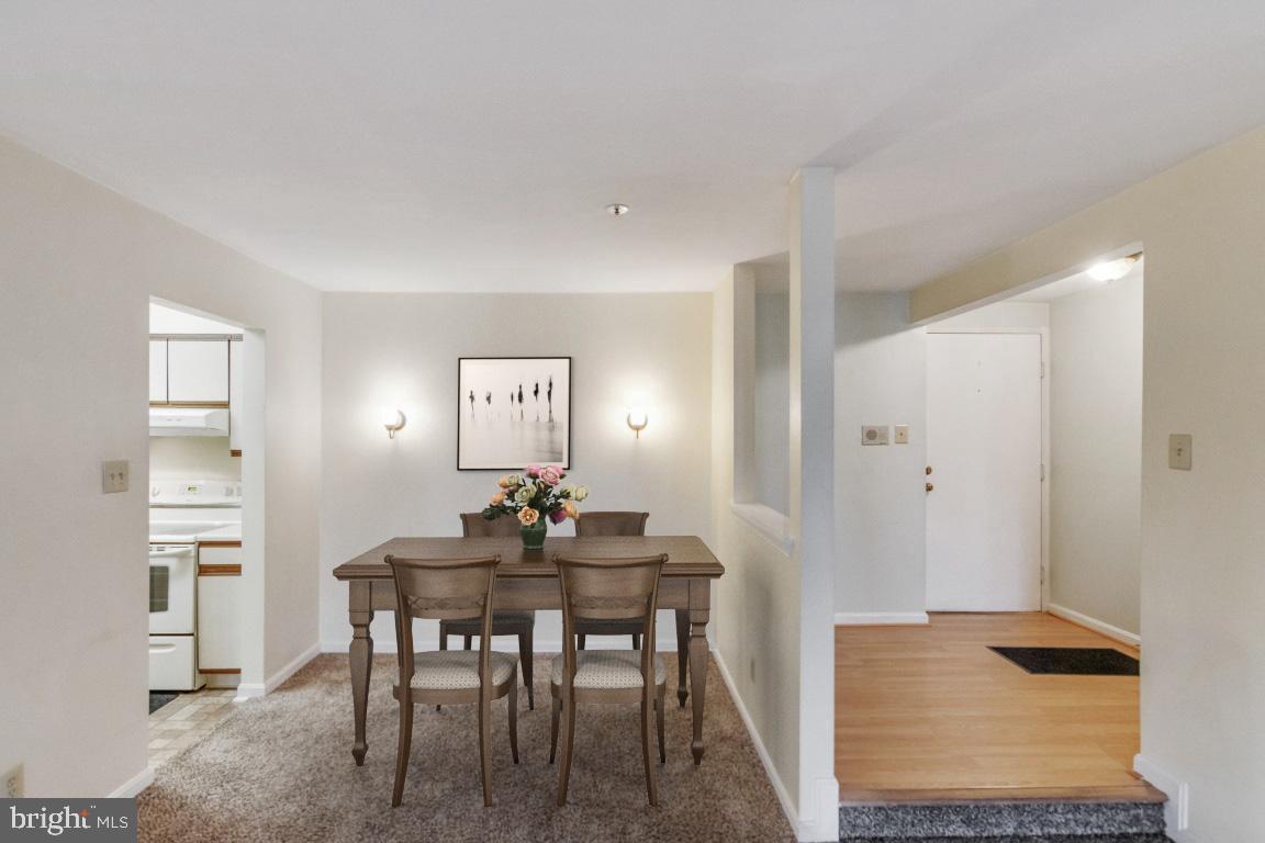 4914 Columbia Road, Unit 3 Columbia, MD 21044 - Photo 17 of 30 Virtually Staged Dining Room