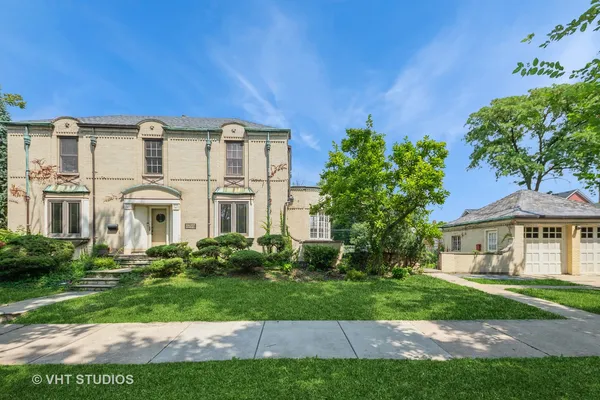 $550,000 | 10057 South Bell Avenue, Chicago, IL 60643