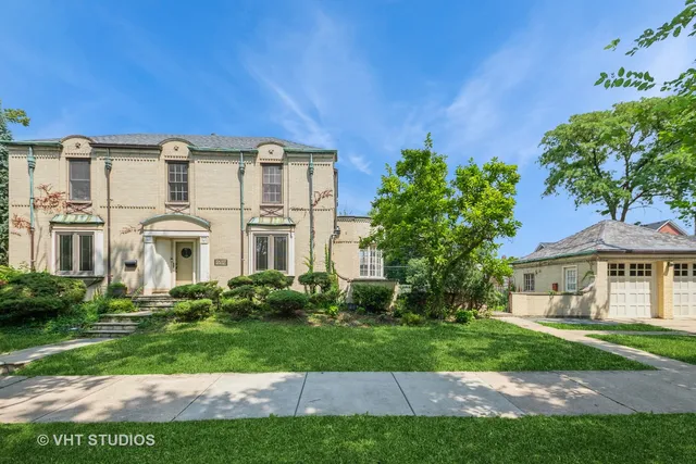 $589,000 | 10057 South Bell Avenue, Chicago, IL 60643