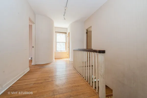 $550,000 | 10057 South Bell Avenue, Chicago, IL 60643