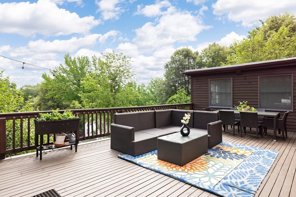 55 Goodnough Road Brookline, MA 02467 - Photo 7 of 19