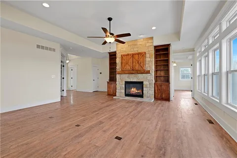 $965,000 | 30424 West 271st Street, Paola, KS 66071