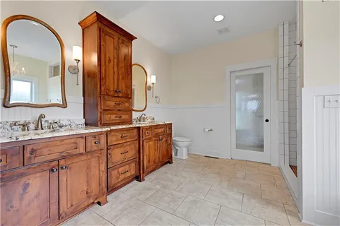 $945,000 | 30424 West 271st Street, Paola, KS 66071