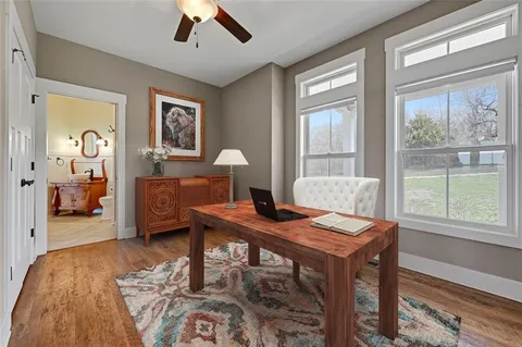 $945,000 | 30424 West 271st Street, Paola, KS 66071