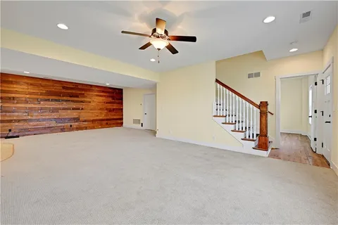 $945,000 | 30424 West 271st Street, Paola, KS 66071