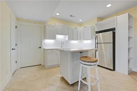 $965,000 | 30424 West 271st Street, Paola, KS 66071