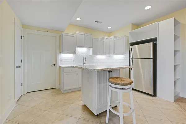 $965,000 | 30424 West 271st Street, Paola, KS 66071