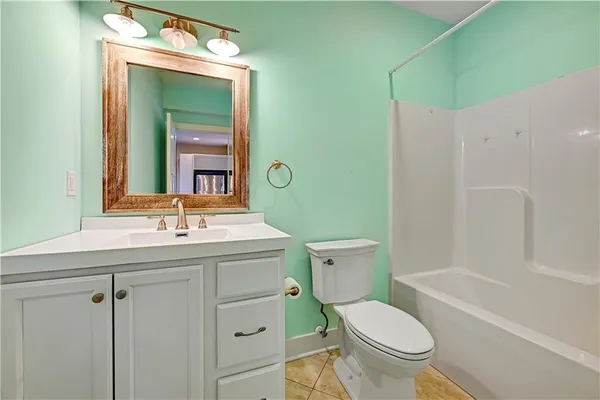 $965,000 | 30424 West 271st Street, Paola, KS 66071