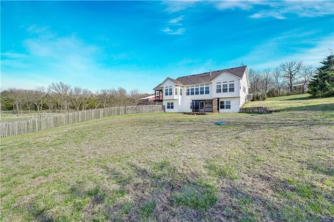 $965,000 | 30424 West 271st Street, Paola, KS 66071