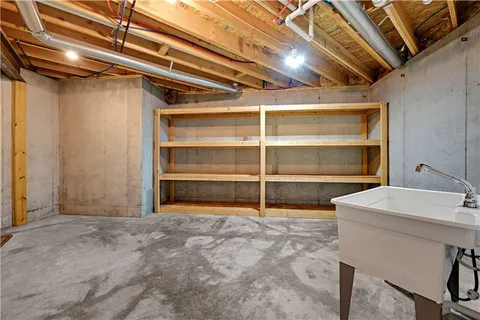 $965,000 | 30424 West 271st Street, Paola, KS 66071