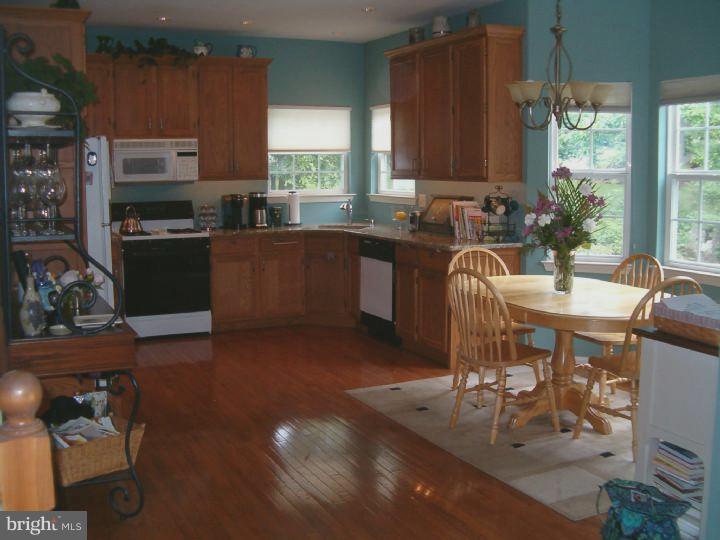2028 Kepler Road Pottstown, PA 19464 - Photo 11 of 25 Kitchen
