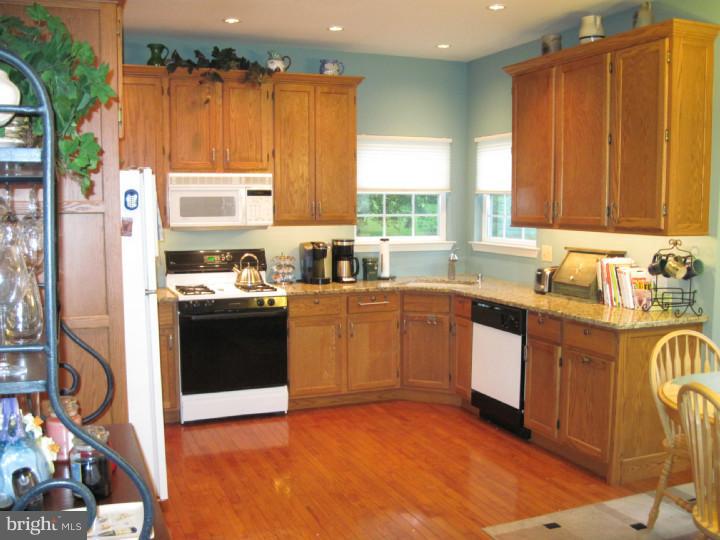 2028 Kepler Road Pottstown, PA 19464 - Photo 9 of 25 Kitchen