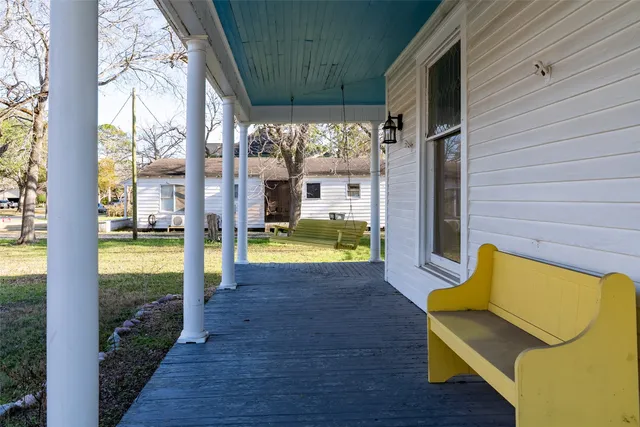 $299,000 | 401 Hanover Street, Edna, TX 77957