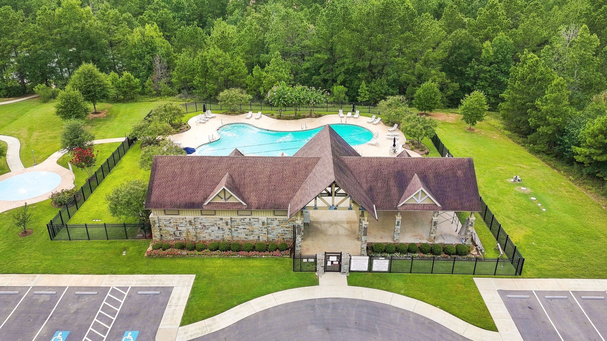 26063 Crown Ranch Boulevard Montgomery, TX 77316 - Photo 12 of 17 Pool