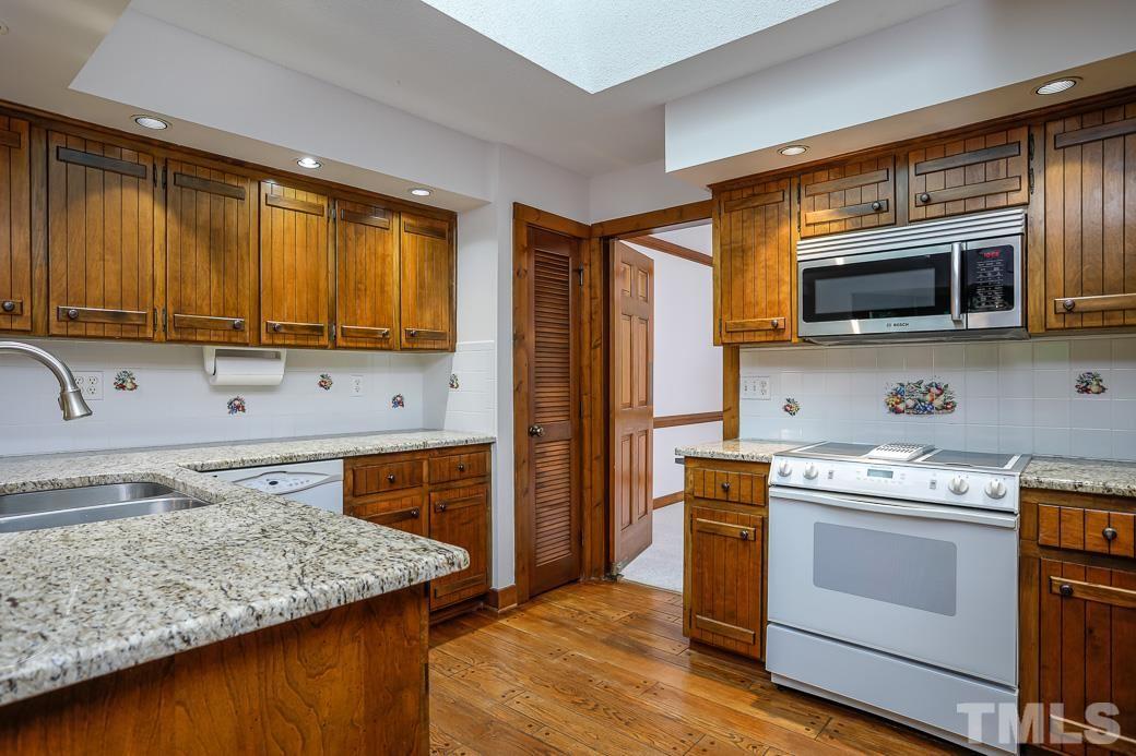 12005 Honeycutt Road Raleigh, NC 27614 - Photo 12 of 29