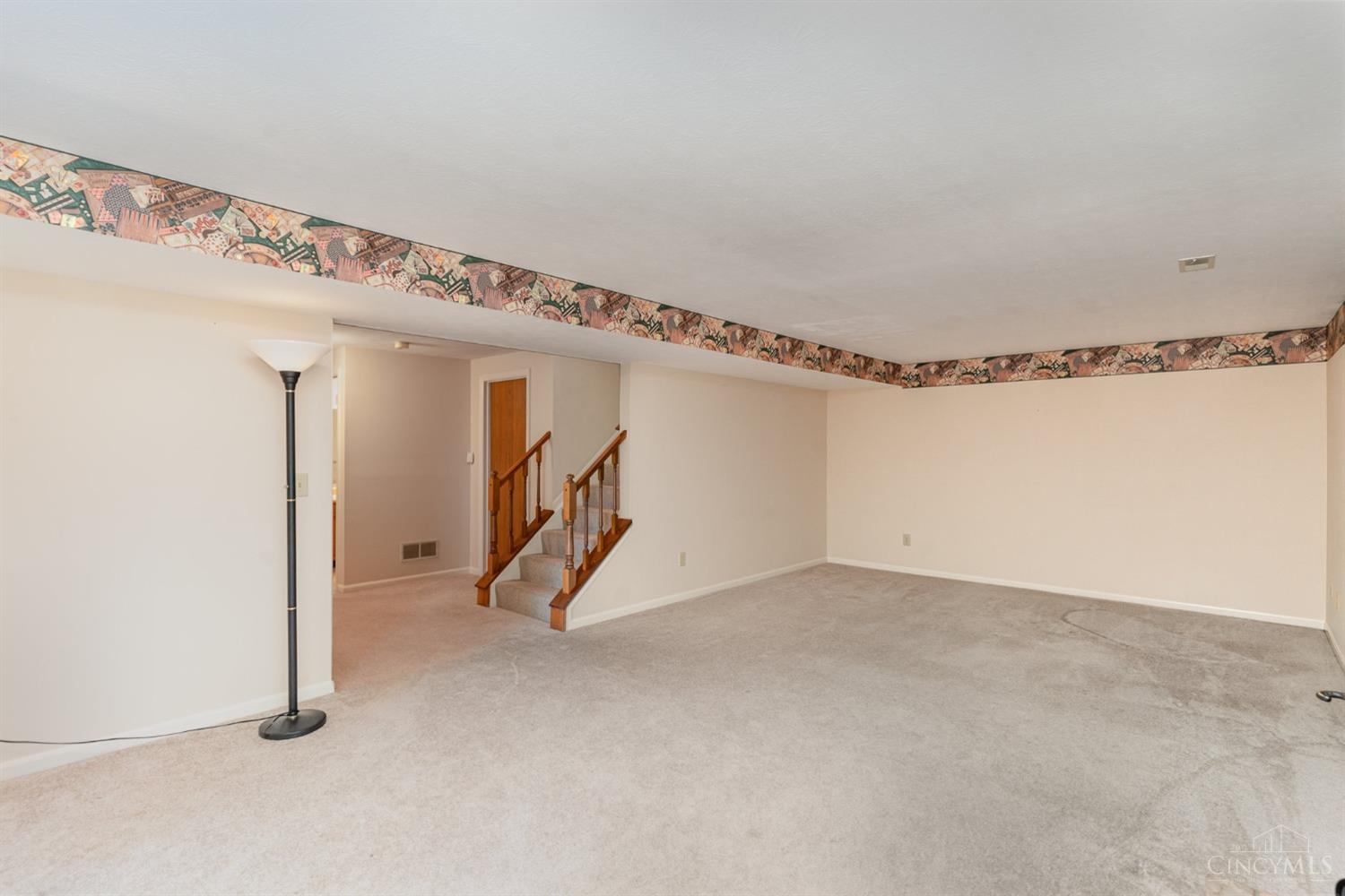 1277 Anderson Ferry Road Cincinnati, OH 45238 - Photo 18 of 22